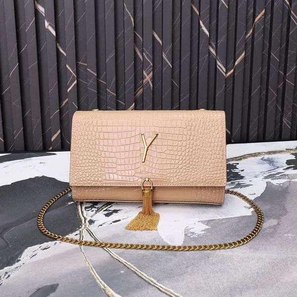 fashion designer bags women's chain real leather black leather large-capacity shoulder bag quilted messenger handbags
fashion designer bags women's chain real leather black leather large-capacity shoulder bag quilted messenger handbags