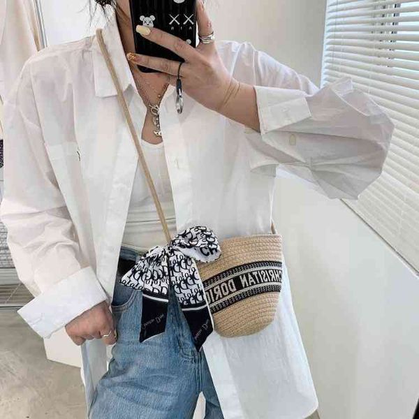 luxury accessories new straw slash net red same paragraph vibrato female beach tiktok bag
luxury accessories new straw slash net red same paragraph vibrato female beach tiktok bag