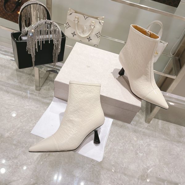 womens high fashion temperament ankle boots imported patent leather custom embossed cowhide unique design comfortable and sexy, Black
womens high fashion temperament ankle boots imported patent leather custom embossed cowhide unique design comfortable and sexy, Black