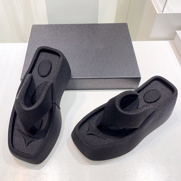 2022 spring and summer latest popular series water table clip on sandals slippers sponge cake thick bottom summer must have swimming pool be, Black
2022 spring and summer latest popular series water table clip on sandals slippers sponge cake thick bottom summer must have swimming pool be, Black