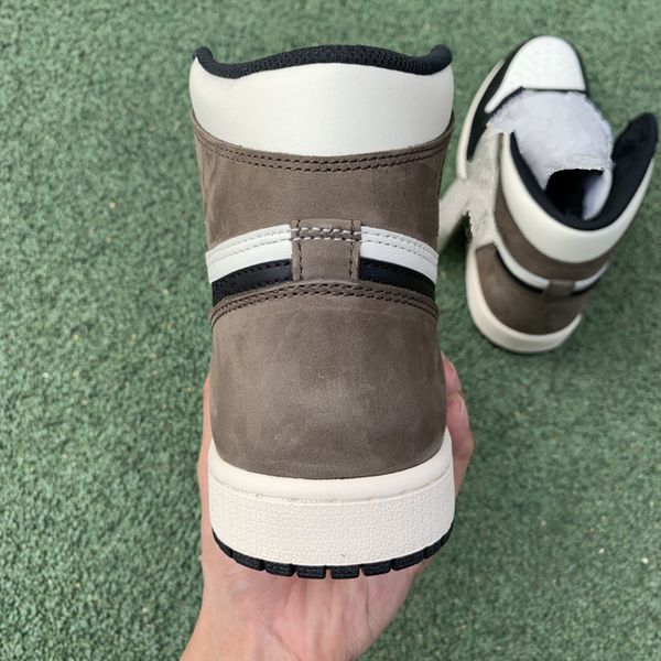shoes jumpman 1 retro high og mocha basketball men/women outdoor sneakers sports
shoes jumpman 1 retro high og mocha basketball men/women outdoor sneakers sports