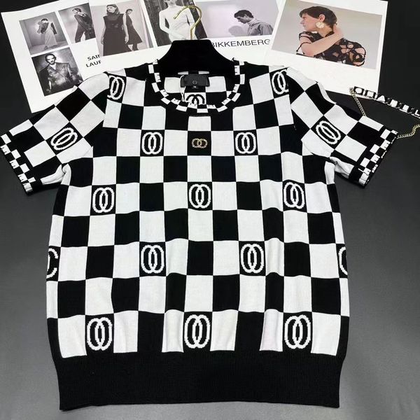 designer woman's knited tees short sleeve letter printed summer/autumn grid stripe fashion, White
designer woman's knited tees short sleeve letter printed summer/autumn grid stripe fashion, White