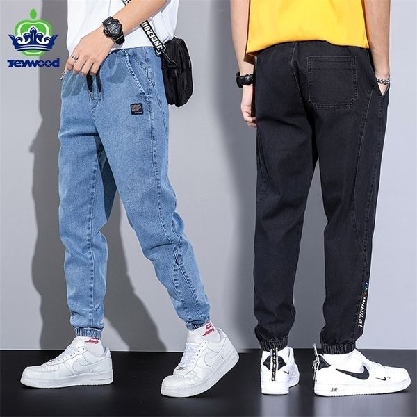 large size -8xl jeans men's loose harlan ins beam feet cotton text embroidery casual pants korean jogger cargo baggy trousers 220328, Blue
large size -8xl jeans men's loose harlan ins beam feet cotton text embroidery casual pants korean jogger cargo baggy trousers 220328, Blue