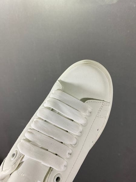 designer dress shoes for men womens fashion platform sneakers 3m reflective triple black white leather suede mens flat casual shoe size 34-4
designer dress shoes for men womens fashion platform sneakers 3m reflective triple black white leather suede mens flat casual shoe size 34-4