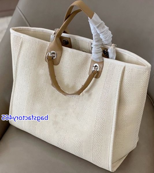 7a women luxury handbags designer beach bag quality fashion knitting purse shoulder large tote with chain canvas shopping bags international
7a women luxury handbags designer beach bag quality fashion knitting purse shoulder large tote with chain canvas shopping bags international