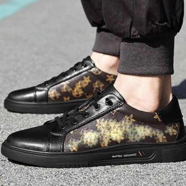 2022 new sneakers men shoes pu leather round toe flat classic fashion lace-up stitching print all-match sports shoes dp257, Black
2022 new sneakers men shoes pu leather round toe flat classic fashion lace-up stitching print all-match sports shoes dp257, Black
