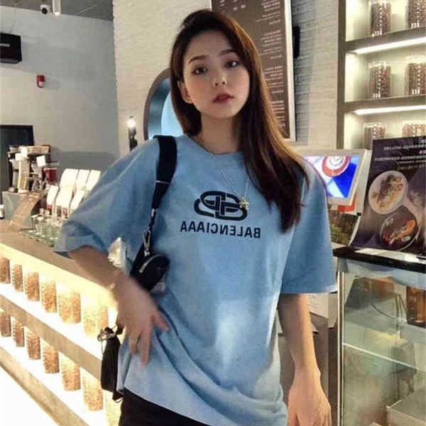 2022 summer loose edition paris b family lock print men's and women's short sleeve t-shirt crew cola correct t, White
2022 summer loose edition paris b family lock print men's and women's short sleeve t-shirt crew cola correct t, White