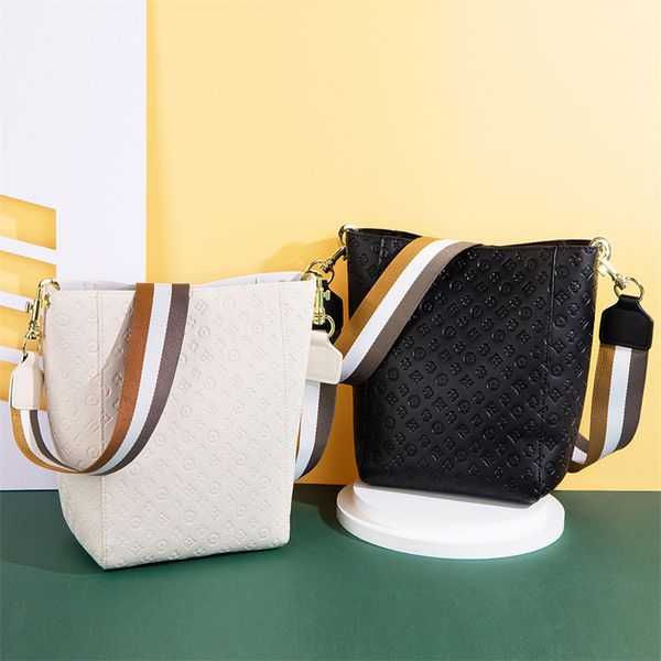 fashion bucket bag pu all-match large-capacity vintage women's bag embossed letter shoulder messenger bags
fashion bucket bag pu all-match large-capacity vintage women's bag embossed letter shoulder messenger bags