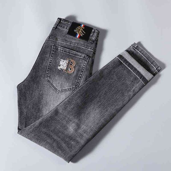 live broadcast fashion spring and summer new embroidered slim fit little leg jeans men's high-end european elastic smoke grey youth sty, Blue
live broadcast fashion spring and summer new embroidered slim fit little leg jeans men's high-end european elastic smoke grey youth sty, Blue