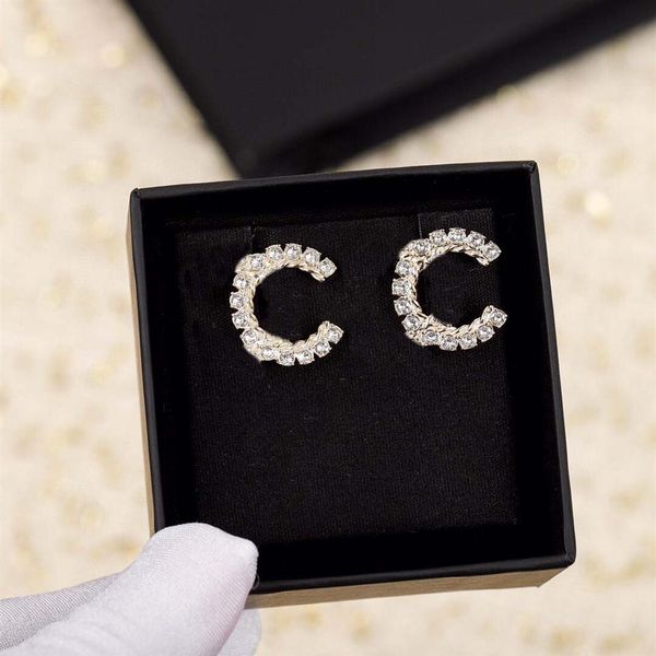 2022 charm dangle stud earring with sparkly diamond in 18k gold plated for women wedding jewelry gift have box stamp p302z, Golden
2022 charm dangle stud earring with sparkly diamond in 18k gold plated for women wedding jewelry gift have box stamp p302z, Golden