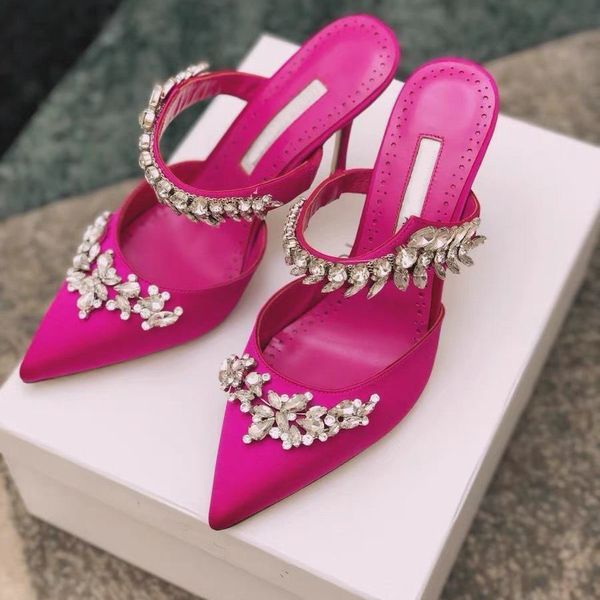 amina muaddi heel design shoes luxury women dress pump slipper sandals strass high heel shoes lurum crystal-embellished satin mules pointed, Black
amina muaddi heel design shoes luxury women dress pump slipper sandals strass high heel shoes lurum crystal-embellished satin mules pointed, Black