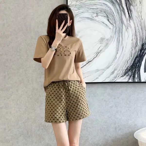 high-quality womens tracksuits cotton girls womens two-piece short sleeve fashion t-shirt letter embroidery design sense of niche suit set w, Gray
high-quality womens tracksuits cotton girls womens two-piece short sleeve fashion t-shirt letter embroidery design sense of niche suit set w, Gray