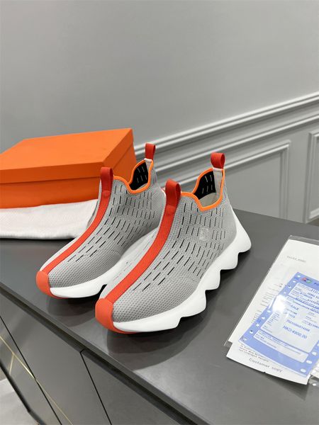 wholesale famous brand women's sock shoes classic luxury summer knitted breathable loafers designer walking footwear for girl sneakers
wholesale famous brand women's sock shoes classic luxury summer knitted breathable loafers designer walking footwear for girl sneakers
