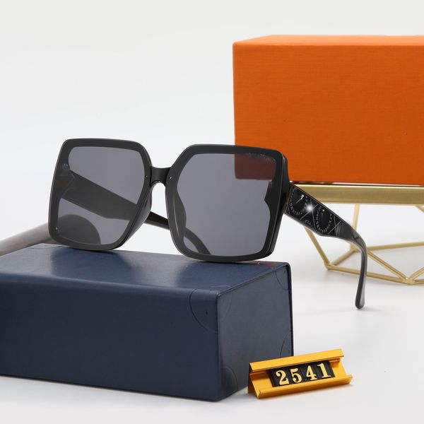 summer men's and women's sunglasses with metal logo fashion women's brand full frame uv400 lenses large square luxury packagi, White;black
summer men's and women's sunglasses with metal logo fashion women's brand full frame uv400 lenses large square luxury packagi, White;black