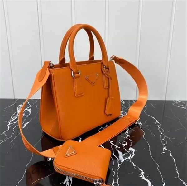 women's shoulder bags cross body leather quality famous designer handbags bucket shoulder bag luxury women fashion clutch plain string
women's shoulder bags cross body leather quality famous designer handbags bucket shoulder bag luxury women fashion clutch plain string