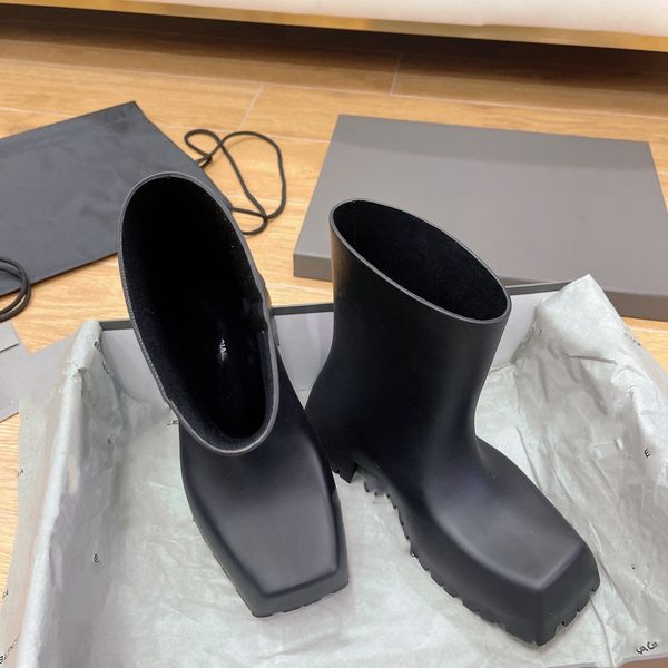 brand designer faux leather knee boots women fashion color matching bomb boots ladies fall winter new set foot high chunky thin heels 0706, Black
brand designer faux leather knee boots women fashion color matching bomb boots ladies fall winter new set foot high chunky thin heels 0706, Black
