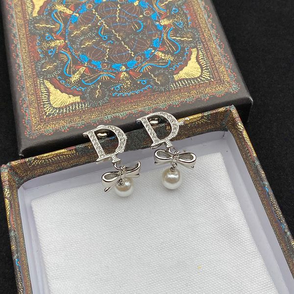 cute bow knot pendant studs luxury letters women earrings birthday gift for girls elegant earring brand stud jewelry, Golden;silver
cute bow knot pendant studs luxury letters women earrings birthday gift for girls elegant earring brand stud jewelry, Golden;silver