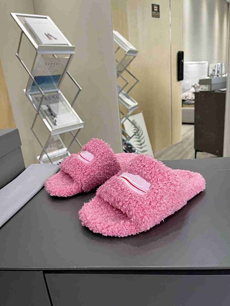 fashion women slippers designer luxury plush sandals l indoor shoes beach shoes 35-41, Black
fashion women slippers designer luxury plush sandals l indoor shoes beach shoes 35-41, Black