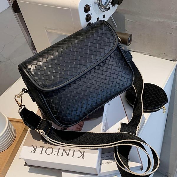 evening bags broadband crossbody bag for women luxury woven pattern shoulder female fashion brand design pu leather purse and handbag
evening bags broadband crossbody bag for women luxury woven pattern shoulder female fashion brand design pu leather purse and handbag