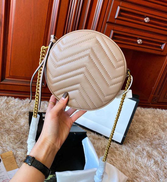 famous brand designer luxury ladies small chain shoulder bag messenger bag for women envelope crossbody sale free, Black;red
famous brand designer luxury ladies small chain shoulder bag messenger bag for women envelope crossbody sale free, Black;red