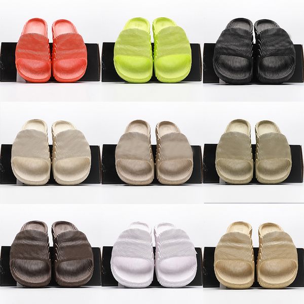 2022 mens designer sandals womens fashion trends rubber slides slippers flats summer beach shoes loafers sliders woman mules colleettion bon, Black
2022 mens designer sandals womens fashion trends rubber slides slippers flats summer beach shoes loafers sliders woman mules colleettion bon, Black