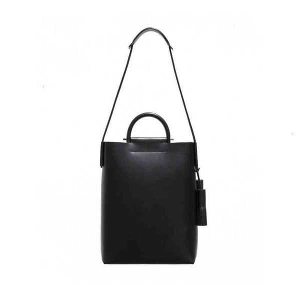 designers bags women's hand simple women's tassel new style
designers bags women's hand simple women's tassel new style