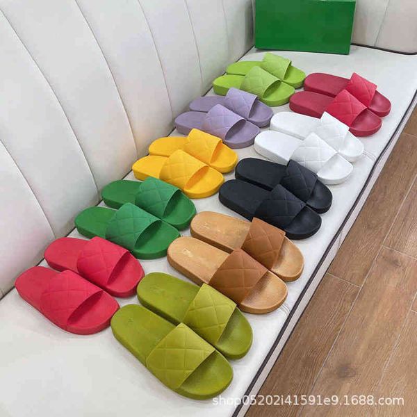 slippers lovers' fashionable candy colored slippers spring and summer beach swimming pool anti slip flip flops, Black
slippers lovers' fashionable candy colored slippers spring and summer beach swimming pool anti slip flip flops, Black