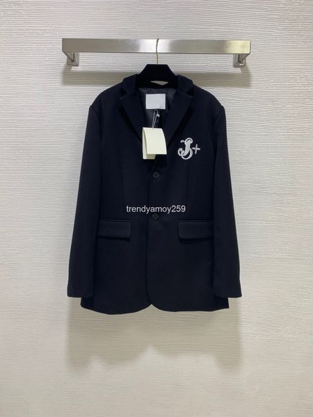 women's suits & blazers autumn and winter white embroidered badge on the chest, back pattern paste cloth decoration, simple casual suit, White;black
women's suits & blazers autumn and winter white embroidered badge on the chest, back pattern paste cloth decoration, simple casual suit, White;black