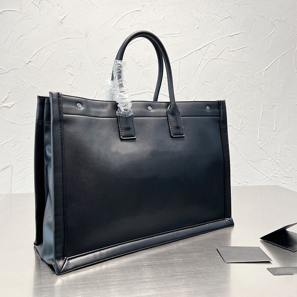 luxury vintage tote bag women shopping black handbag fashion large capacity one shoulder crossbody chain bag classic designer handbags
luxury vintage tote bag women shopping black handbag fashion large capacity one shoulder crossbody chain bag classic designer handbags