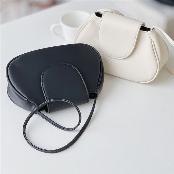 designer bags shoulder underarm bags with irregular oval and solid color 23cm
designer bags shoulder underarm bags with irregular oval and solid color 23cm
