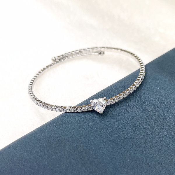 daily hand accessories simple and versatile love zircon bracelet cross elastic net red personalized trend, Golden;silver
daily hand accessories simple and versatile love zircon bracelet cross elastic net red personalized trend, Golden;silver