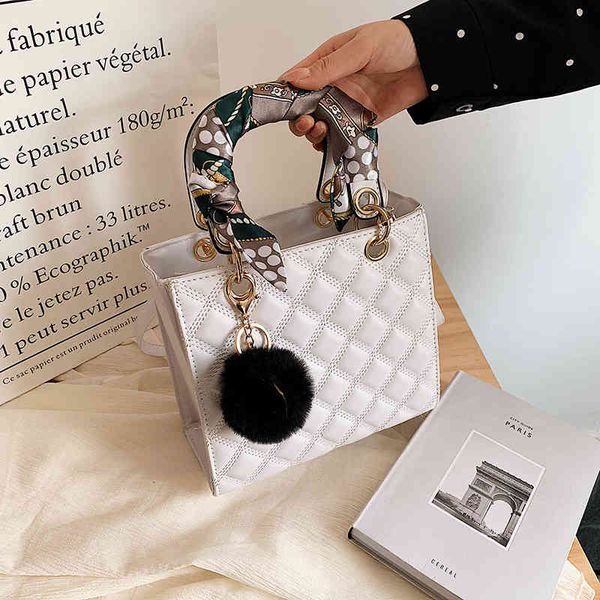 dai fei handbag 2022 new korean lingge mini wool ball small bag single shoulder messenger bag luxury designer
dai fei handbag 2022 new korean lingge mini wool ball small bag single shoulder messenger bag luxury designer