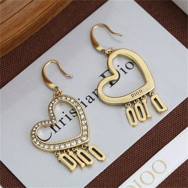 2022 36% off designer jewelry d family love new red heart letter earrings for women, Golden
2022 36% off designer jewelry d family love new red heart letter earrings for women, Golden
