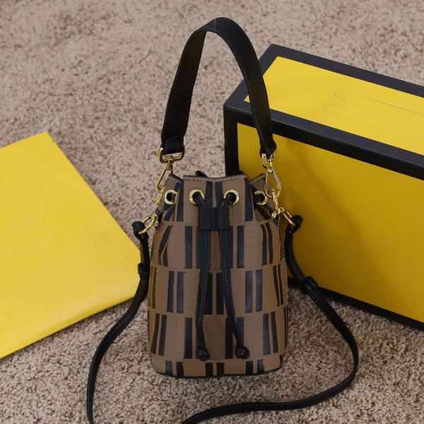 bucket bag shoulder crossbody bags mini mon tresor printing handbag purse removable and adjustable straps fashion letters
bucket bag shoulder crossbody bags mini mon tresor printing handbag purse removable and adjustable straps fashion letters