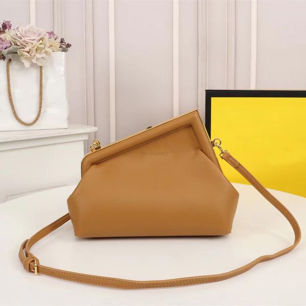 women evening bags fashion shoulder bag leather handbags alphabet pattern cloth lining cloud shape style design crossbody parcel, Red;black
women evening bags fashion shoulder bag leather handbags alphabet pattern cloth lining cloud shape style design crossbody parcel, Red;black