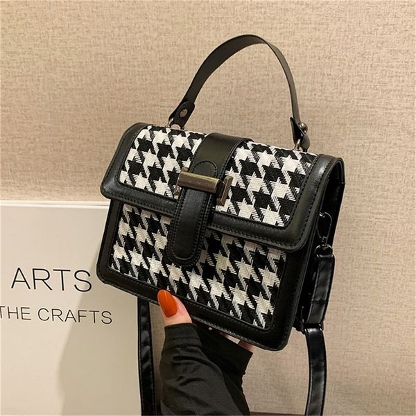 contrast checked women's large capacity small square fashion thousand versatile small one messenger purses outlet online
contrast checked women's large capacity small square fashion thousand versatile small one messenger purses outlet online