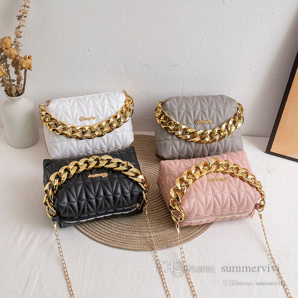 luxury women diamond lattice quilted pillow totes ladies metals letter applique chain single shoulder bag lady style messenger bags h0240
luxury women diamond lattice quilted pillow totes ladies metals letter applique chain single shoulder bag lady style messenger bags h0240