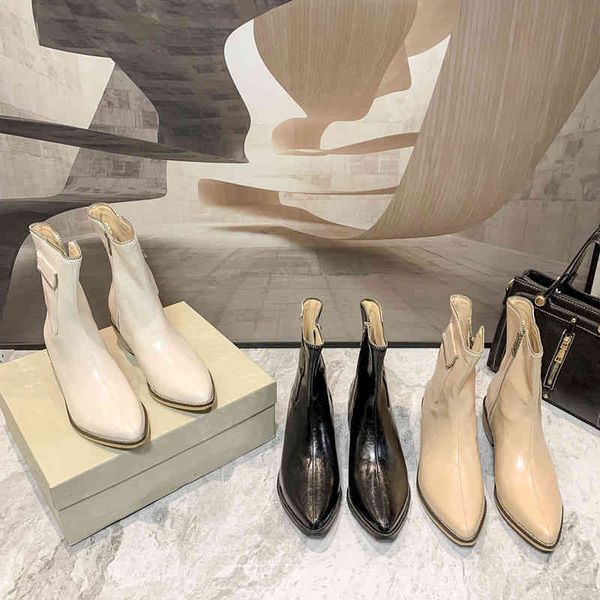 boots pocket zipper knight boots british style pointed thick heel short women's fall versatile thin, Black
boots pocket zipper knight boots british style pointed thick heel short women's fall versatile thin, Black