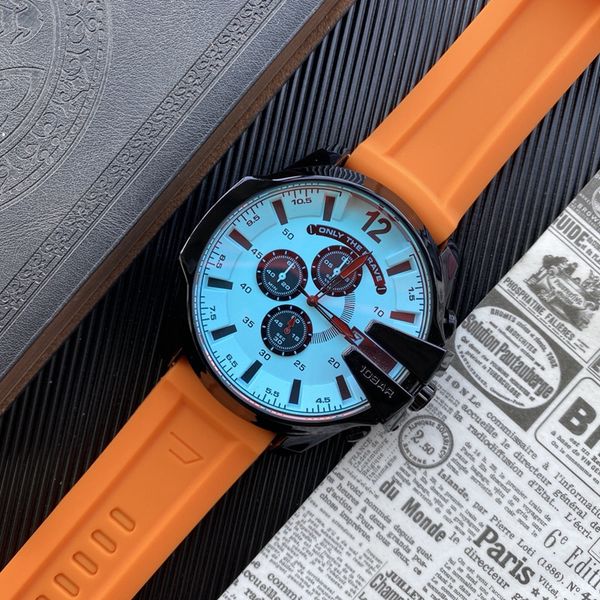 2022 men luxury watches six stitches series all the dials work mens quartz watch brand rubber strap chronograph clock 52 mm diameter, Slivery;brown
2022 men luxury watches six stitches series all the dials work mens quartz watch brand rubber strap chronograph clock 52 mm diameter, Slivery;brown