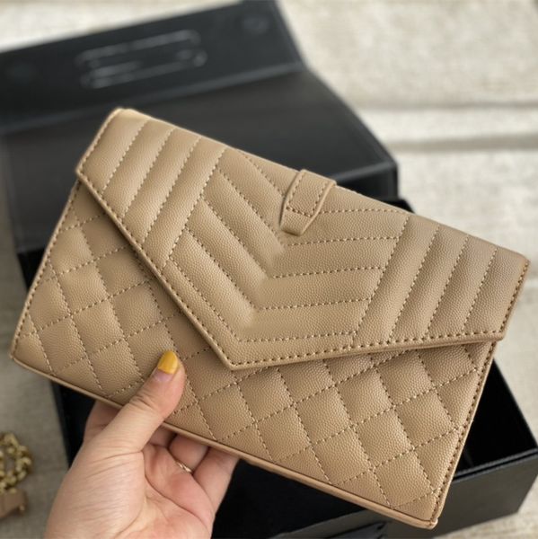 crossbody designer bag 2021 women shoulder leather chain handbag fashion 3 color size 22cm with box
crossbody designer bag 2021 women shoulder leather chain handbag fashion 3 color size 22cm with box