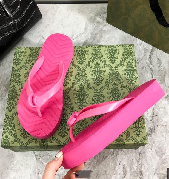 2022 new star flip flops beach slippers style with short and shorts the four seasons fashionable girl more color sandal, Black
2022 new star flip flops beach slippers style with short and shorts the four seasons fashionable girl more color sandal, Black