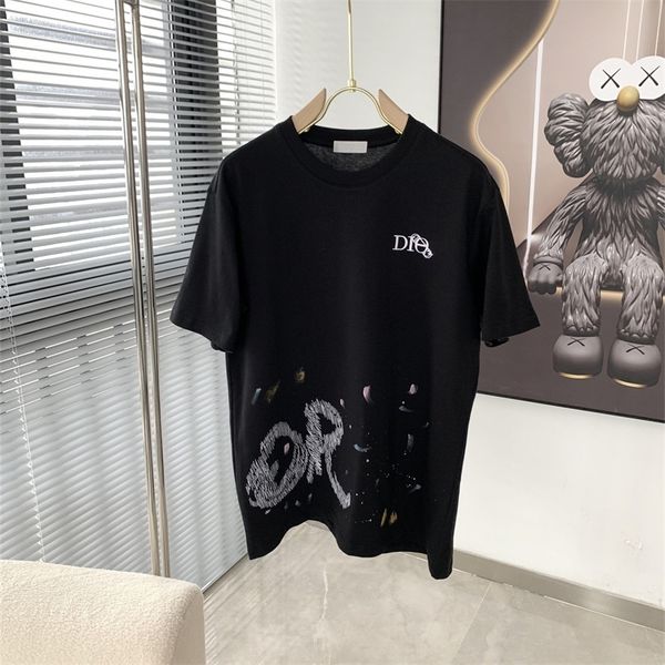 2022 spring and summer new couple pin embroidery casual round neck short sleeve t-shirt men's and women's clothes_7a5k, White;black
2022 spring and summer new couple pin embroidery casual round neck short sleeve t-shirt men's and women's clothes_7a5k, White;black
