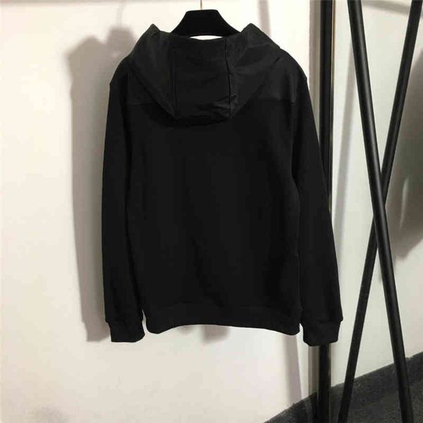 women's hoodies & sweatshirts label casual triangle long sleeve big pocket with tags spring autumn winter hoodie for women street style, Black
women's hoodies & sweatshirts label casual triangle long sleeve big pocket with tags spring autumn winter hoodie for women street style, Black