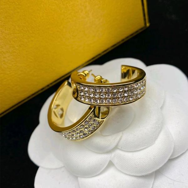 new fashion ladies designer earrings with diamond letter stud earrings women's holiday gifts, Silver
new fashion ladies designer earrings with diamond letter stud earrings women's holiday gifts, Silver