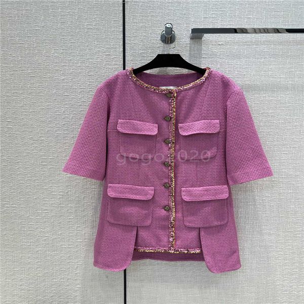 2022 women vintage designer tweed blazer jacket coat with letter bottons female milan runway designer dress causal long sleeve clothing sui, Black;brown
2022 women vintage designer tweed blazer jacket coat with letter bottons female milan runway designer dress causal long sleeve clothing sui, Black;brown