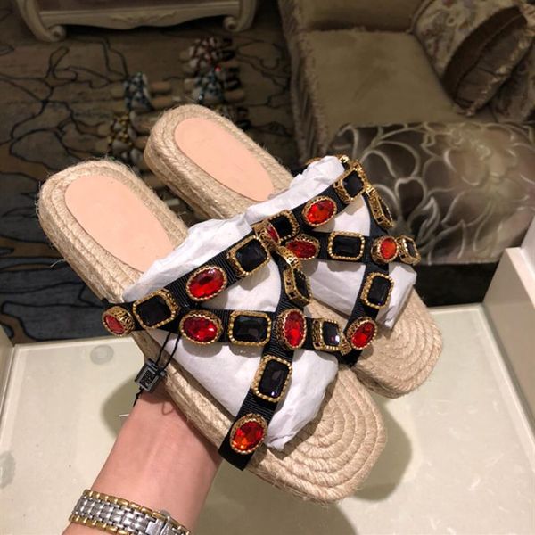 with box 2020 slides summer luxury designer beach indoor flat sandals slippers house flip flops with spike sandal mh190528277q, Black
with box 2020 slides summer luxury designer beach indoor flat sandals slippers house flip flops with spike sandal mh190528277q, Black