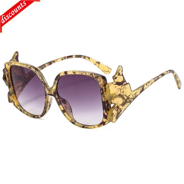 men's women's fashion trend brand sunglasses wholesale new outdoor personality funny flower large frame candy, White;black
men's women's fashion trend brand sunglasses wholesale new outdoor personality funny flower large frame candy, White;black