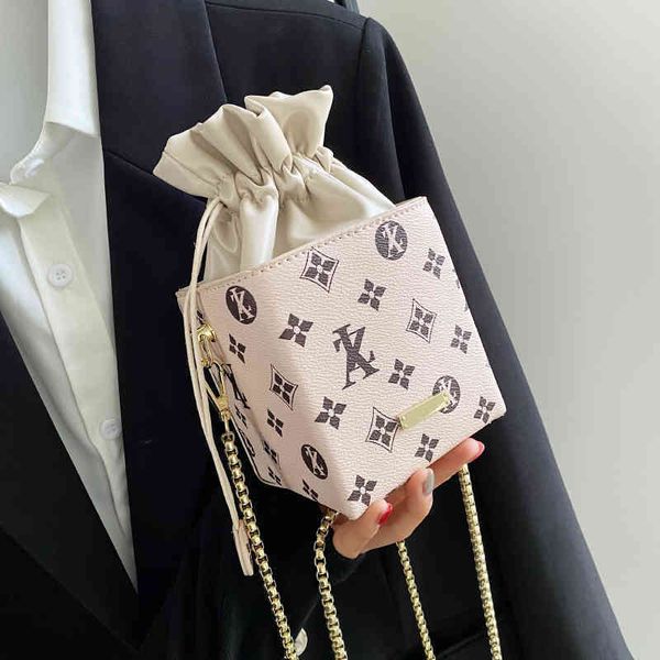2022 new designer handbags bags bags printing chain messenger fashion trend for mini
2022 new designer handbags bags bags printing chain messenger fashion trend for mini