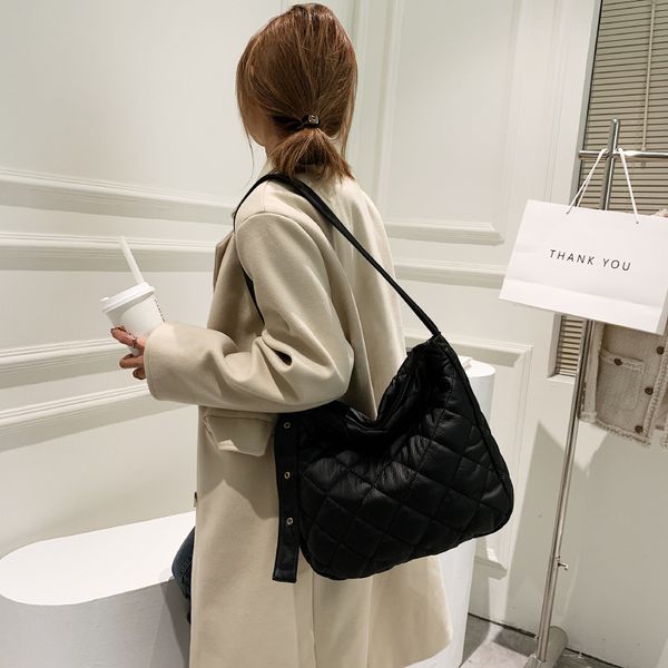 pu diamond shoulder bag ladies luxury brand leather womens crossbody bag designer fashion solid handbag for woman
pu diamond shoulder bag ladies luxury brand leather womens crossbody bag designer fashion solid handbag for woman