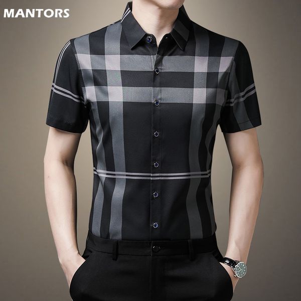2022 summer mens striped shirt fashion casual luxury polo shirt short sleeve business shirts for men blusas camisa masculina, White;black
2022 summer mens striped shirt fashion casual luxury polo shirt short sleeve business shirts for men blusas camisa masculina, White;black